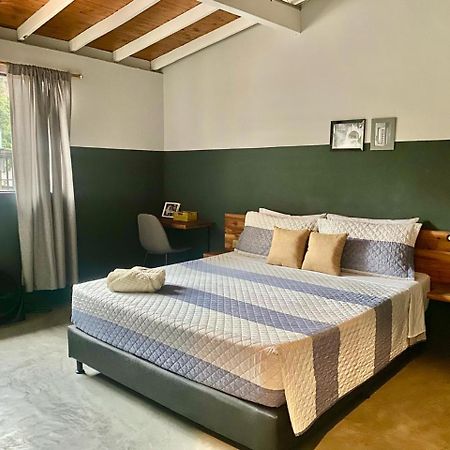 Casa Mosaiko Patio Bonito Otel Medellín Dış mekan fotoğraf